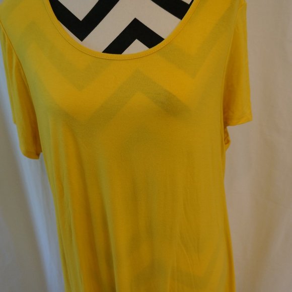 Short Sleeve Yellow Tunic - Picture 1 of 2